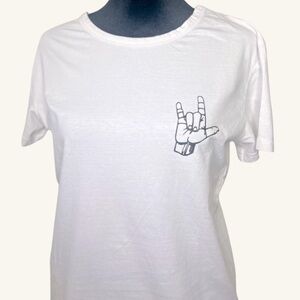 “I Love You” ASL American Sign Language T-Shirt Woman’s Size Small Tshirt